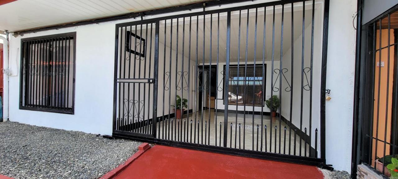 Panda House Villa Quepos Dış mekan fotoğraf